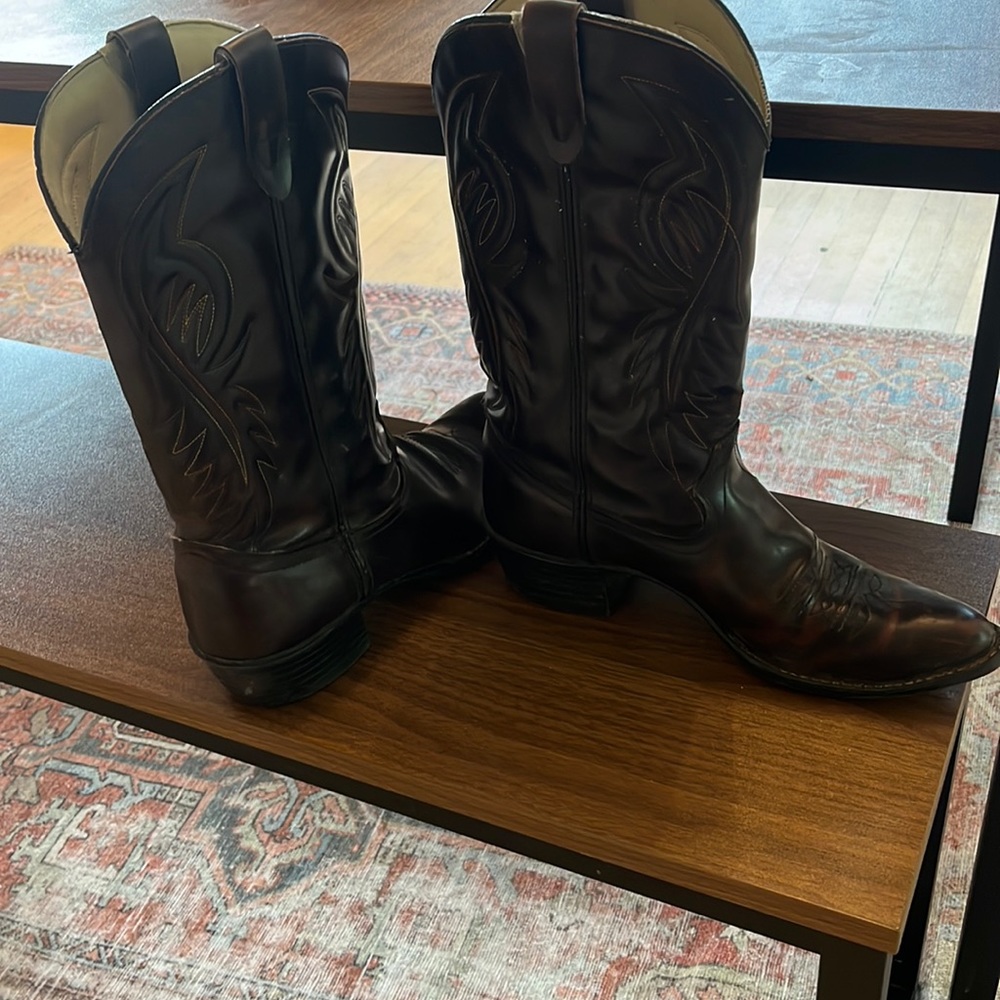 Bronco leather cowboy boots